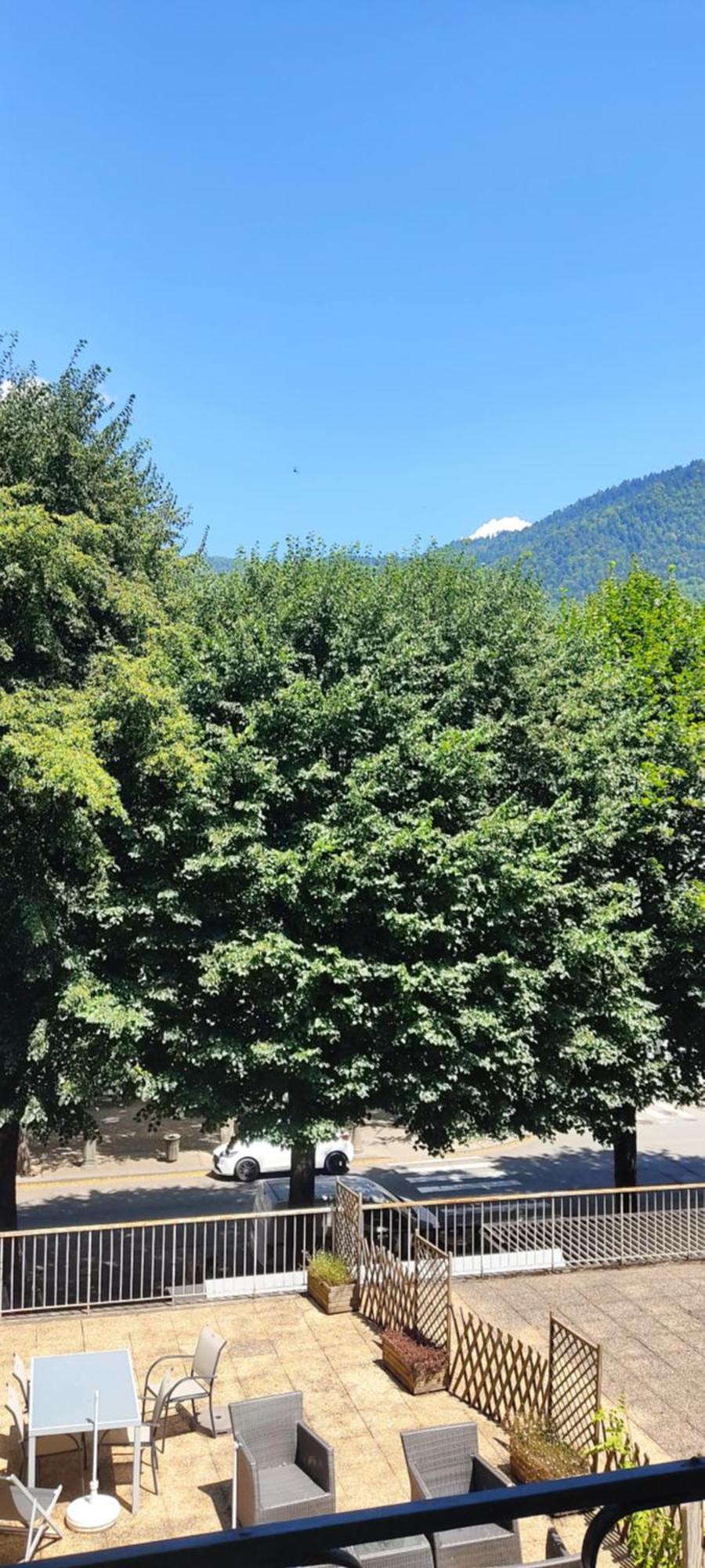 Agreable T2 Au Centre De Luchon Apartment Bagneres-de-Luchon Exterior photo